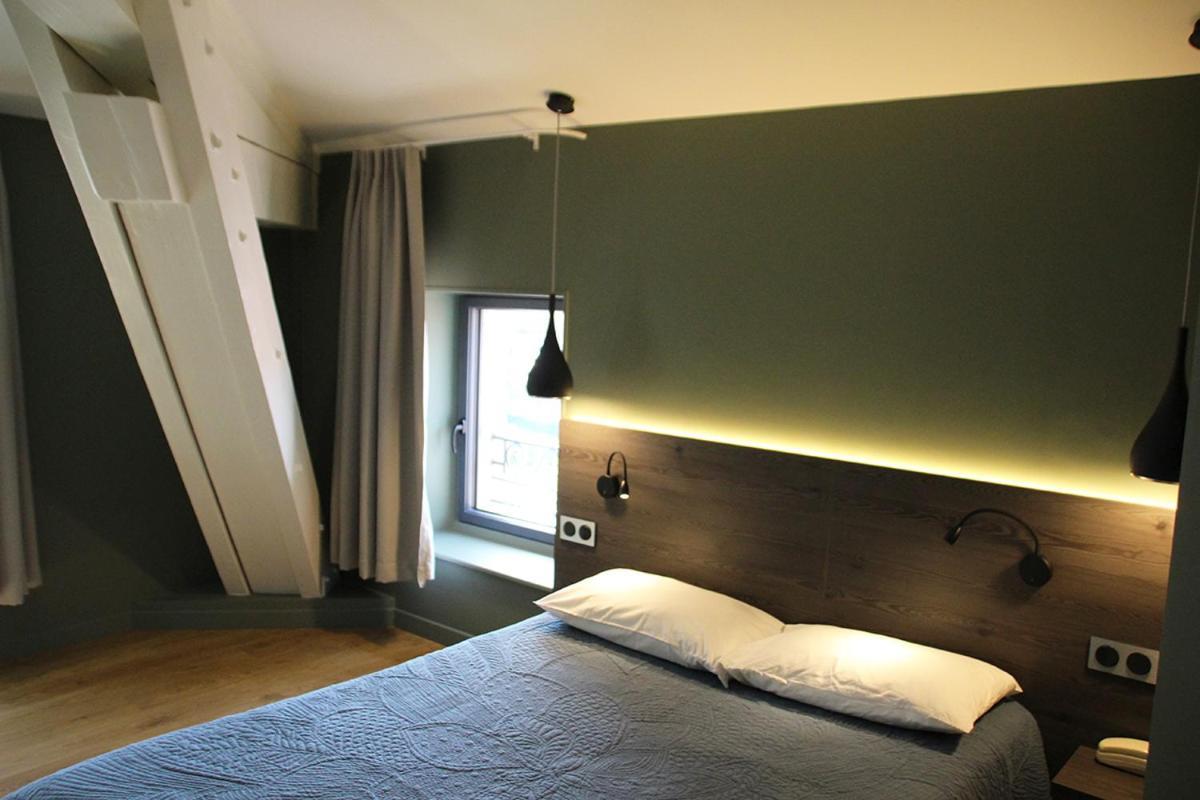 Hotel Le Pont Neuf Saint-Affrique Ngoại thất bức ảnh